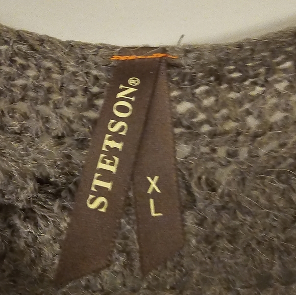 Very Cozy Sweater - Picture 4 of 6